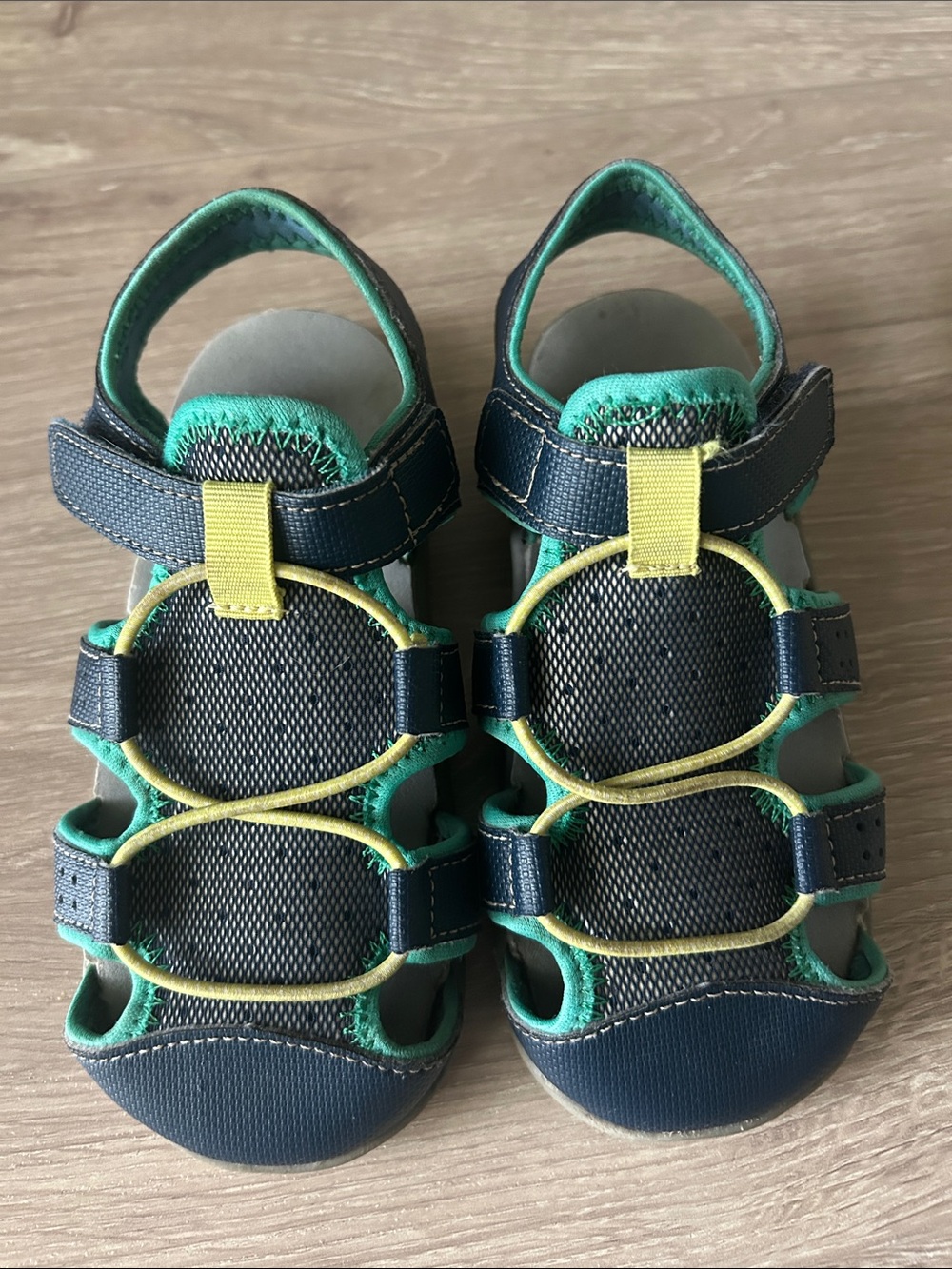 See Kai Run Kids Navy and Teal Outdoor Sandals, Sz. 11.